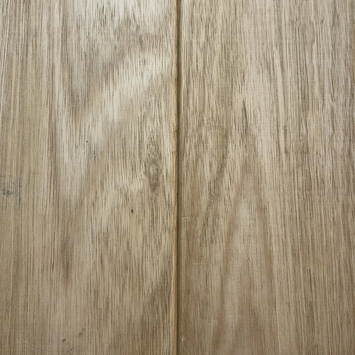 Lambriz de Eucaliptus Clear Importado (115 x 9.5 mm)