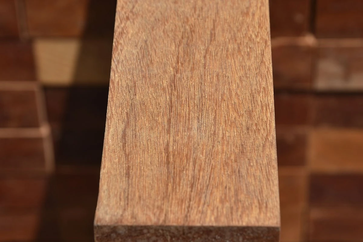 LAPACHO BOLIVIANO BITOLADO  2″ x 3″  cepillado