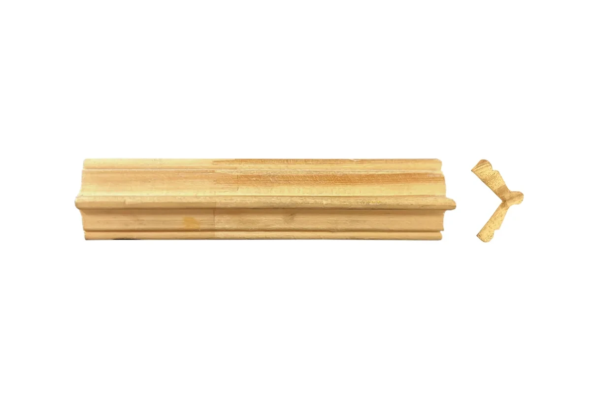 ESQUINERO PINO 20x20MM. x 3.05M. (cod.403)
