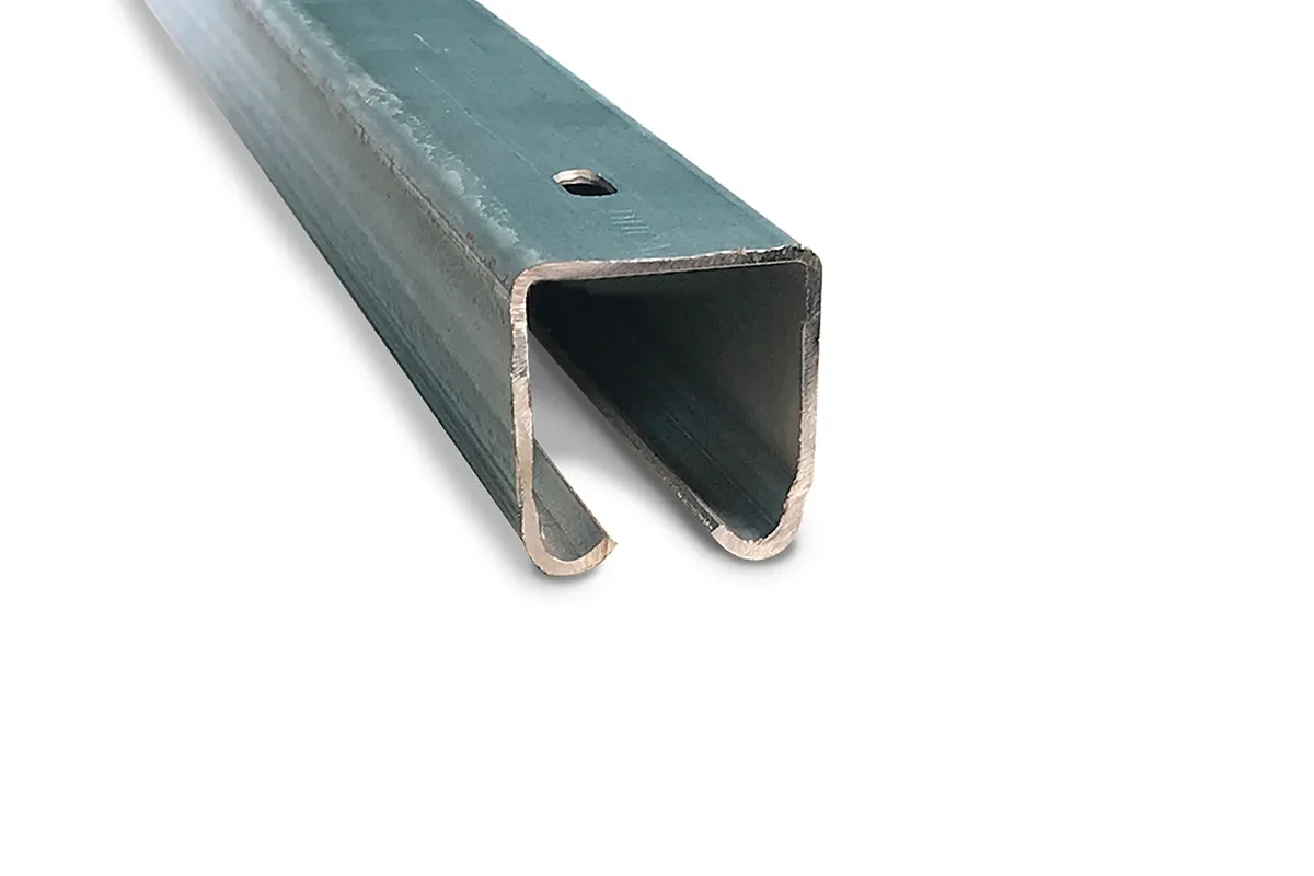 RIEL P/PUERTA U 100 x 3.00mts. ( 3140105 )