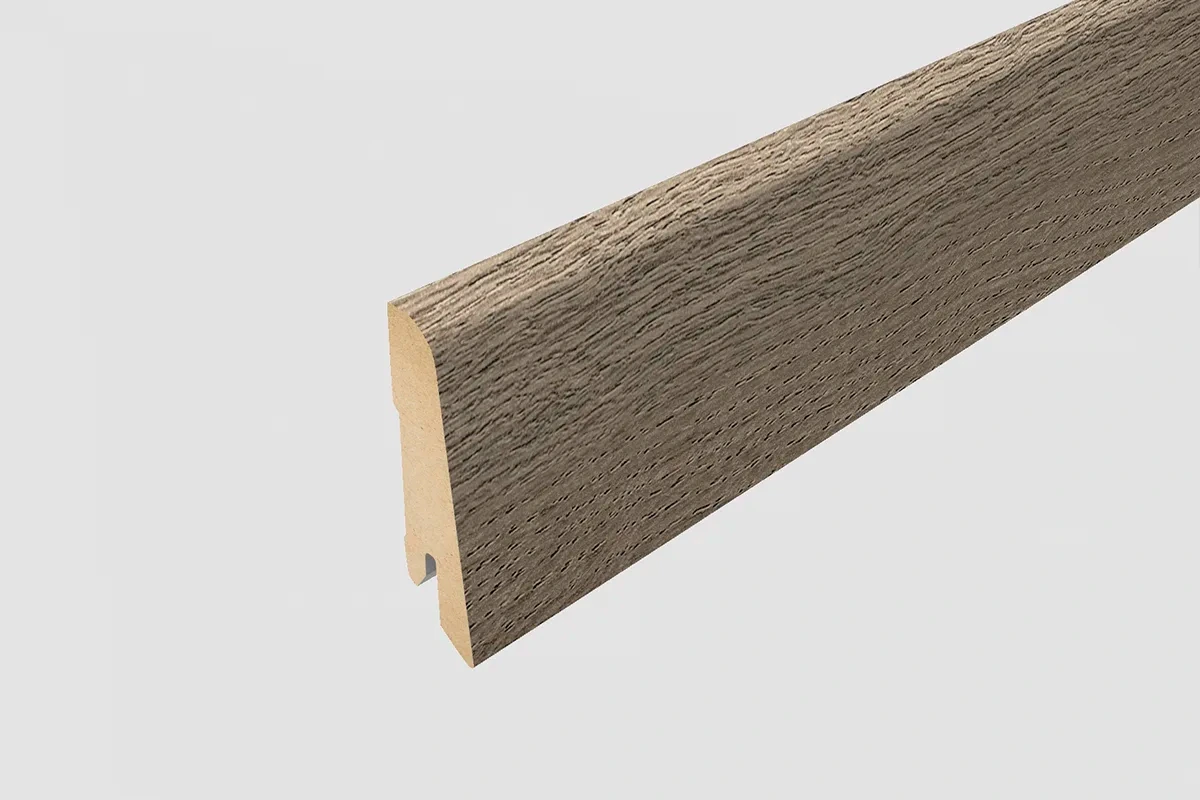 ZOCALO EGGER ROBLE CORTINA (L263) 2400x60x17mm
