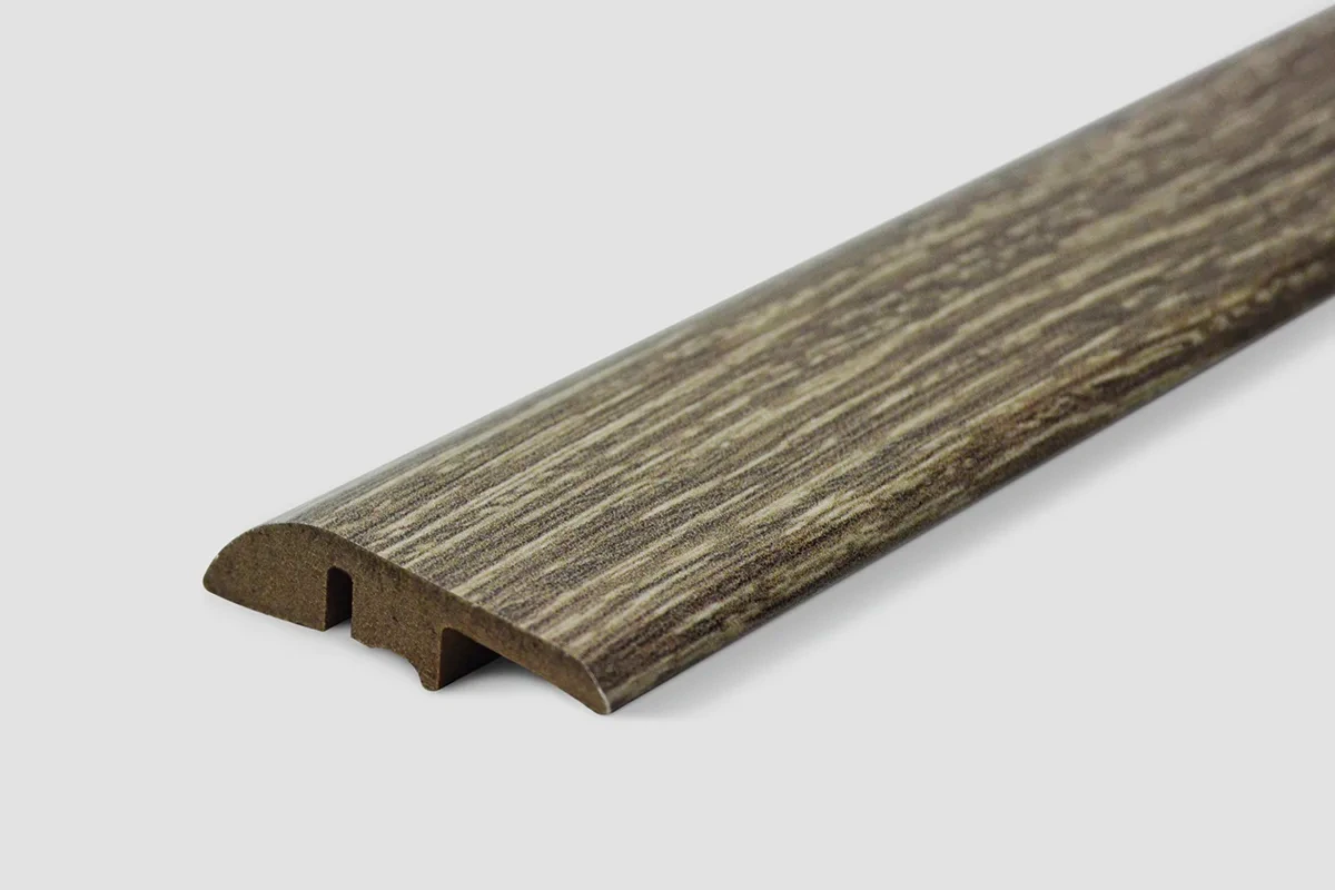 JUNTA REDUCCION EGGER (P433) ROBLE GROVE 2400x44x12mm