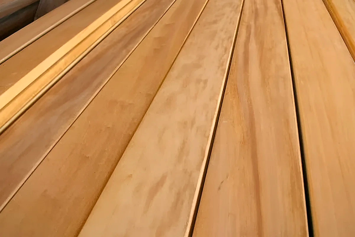 DECK MIRINDIBA 21mm x 9cm de ancho
