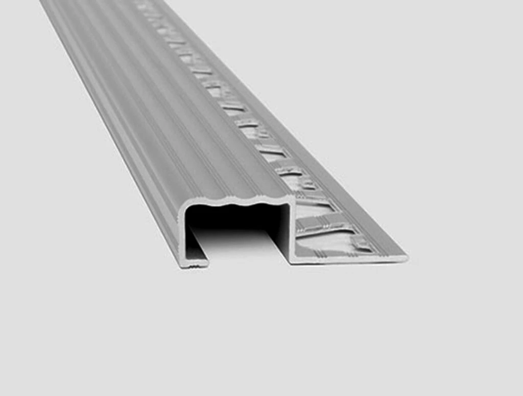 Protector Grada de Escalon De Aluminio Atrim