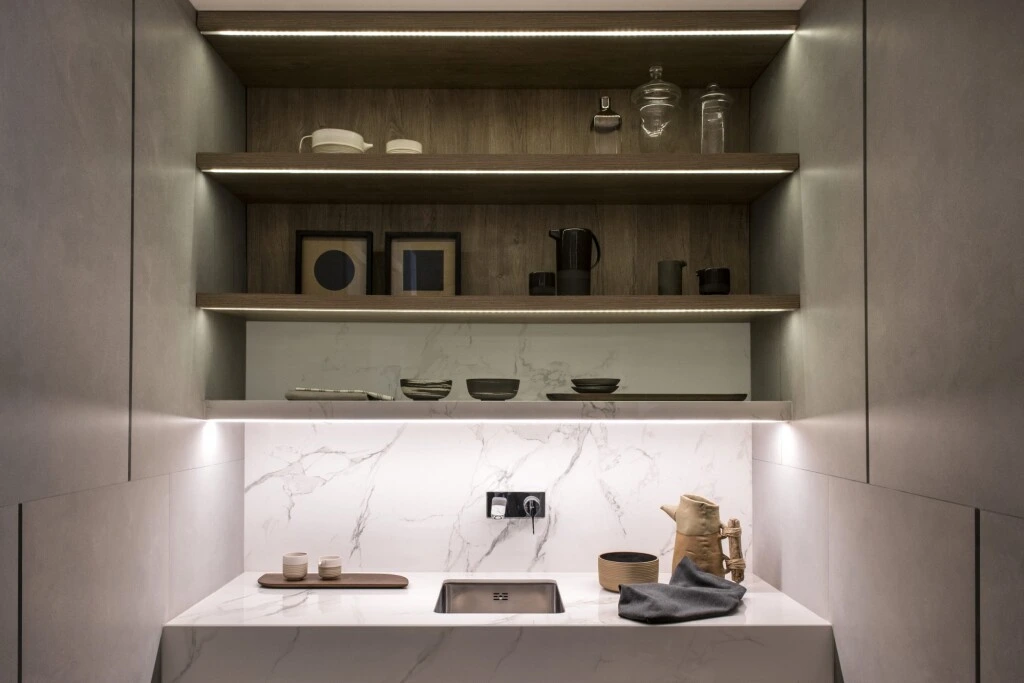 Listello Embutible 3945 Linea Lumiere