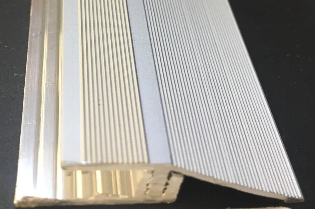 REDUCTOR ALUMINIO NP - PERFIL REDUCTOR ALUMINIO NATURAL NP1257RT (UNIDAD)
