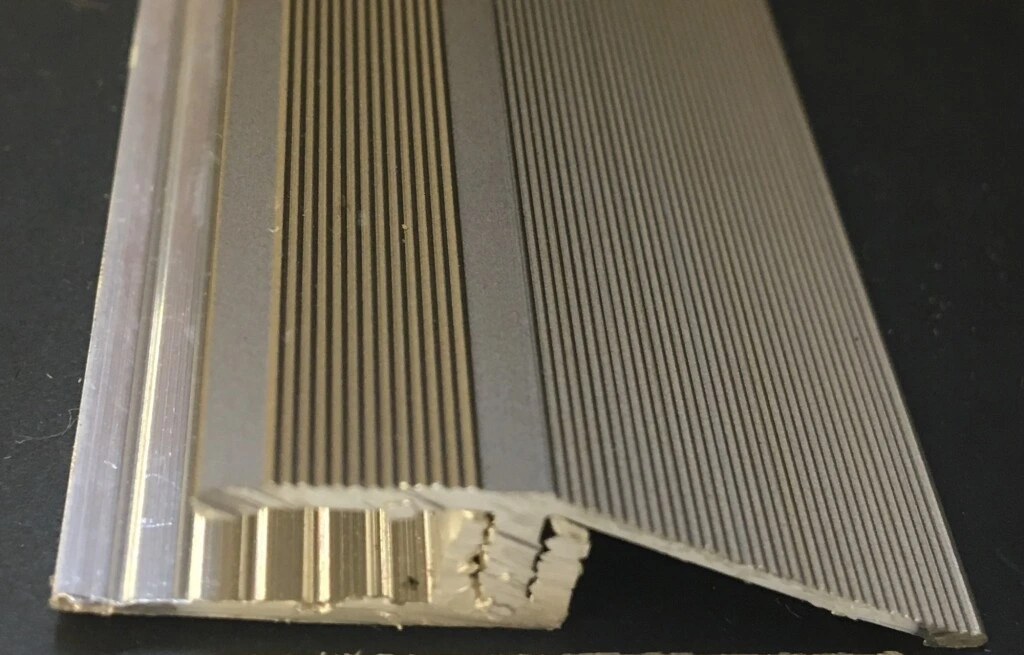 REDUCTOR ALUMINIO NP - PERFIL REDUCTOR ALUMINIO CHAMPAGNE NP1257RT (UNIDAD)