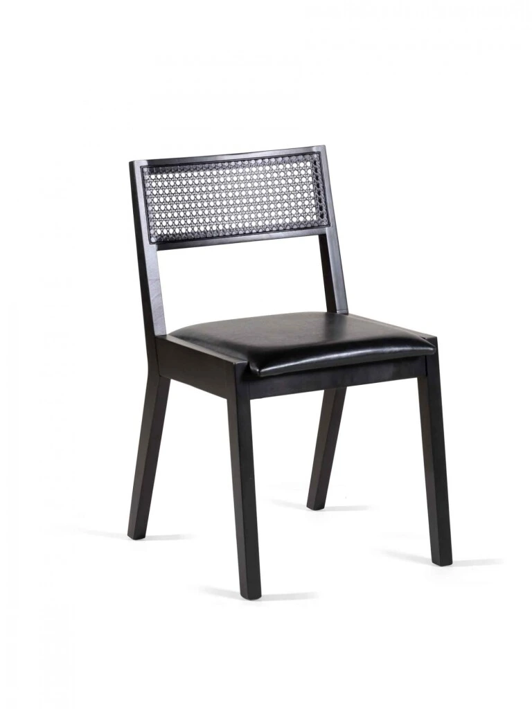 ALPHA - SILLA ALPHA CUERINA NEGRA (UNIDAD)