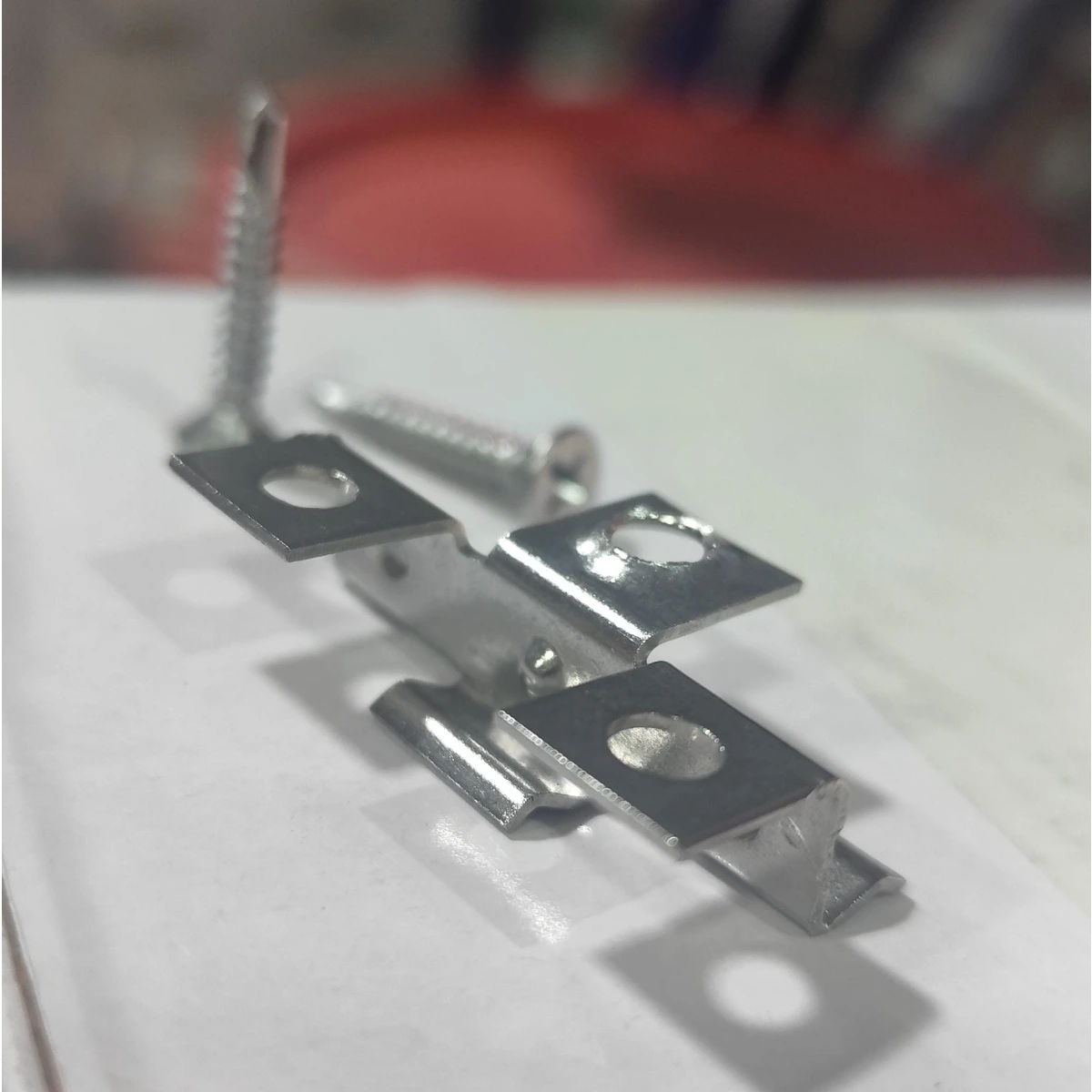 Clip para Deck de Wpc