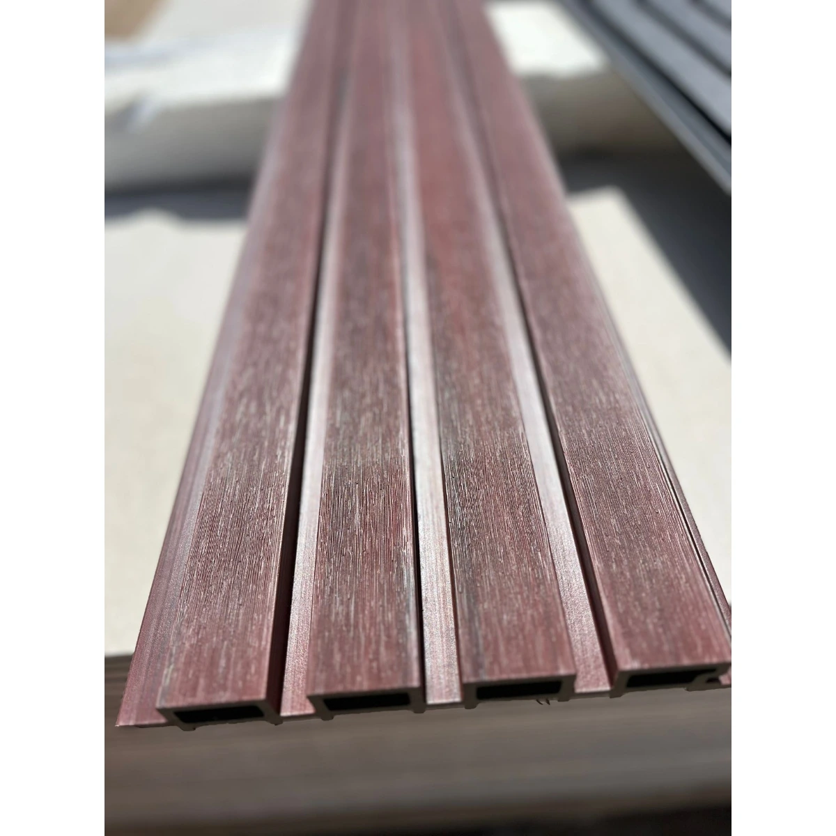 WPC Exterior Maple Red 21.9×2.6cmx2.90
