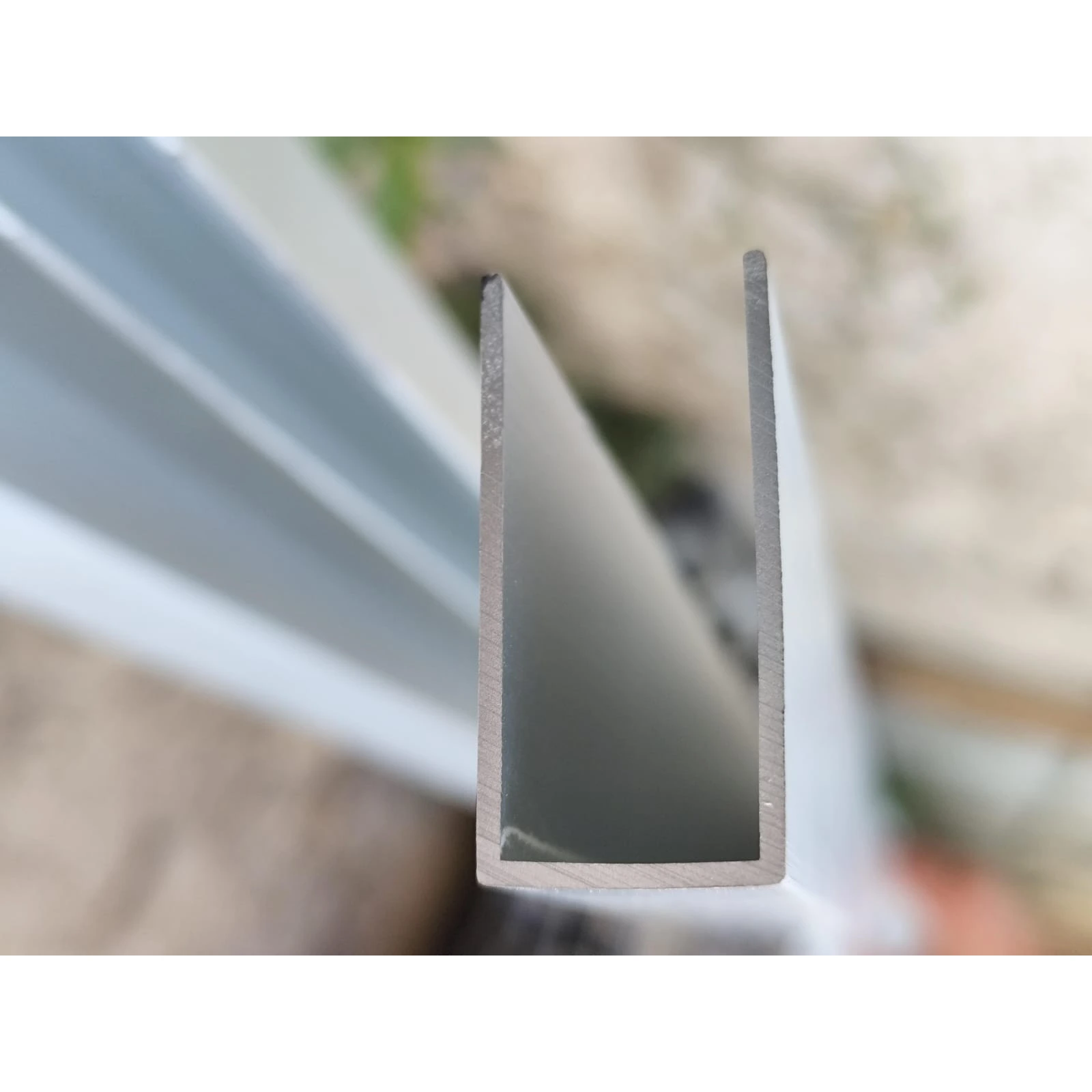 U de aluminio 18,5×40 de3.48mts