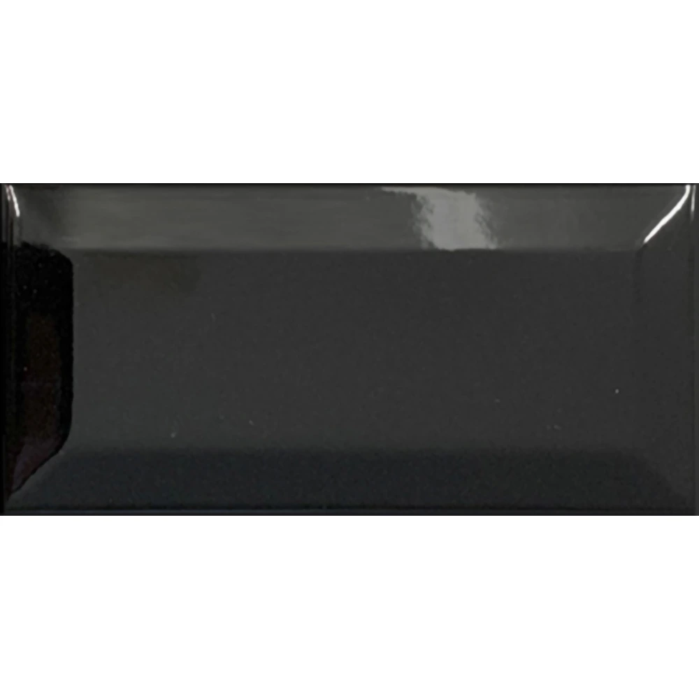 Subway negro brillo -Biselado – 10,5 x 21,5 cm caja 0,91 m2