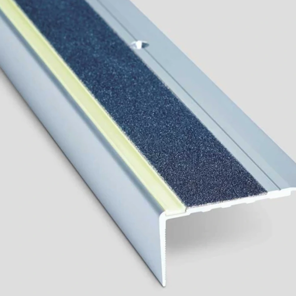 Protector de Escalon Fluorescente -AT3994