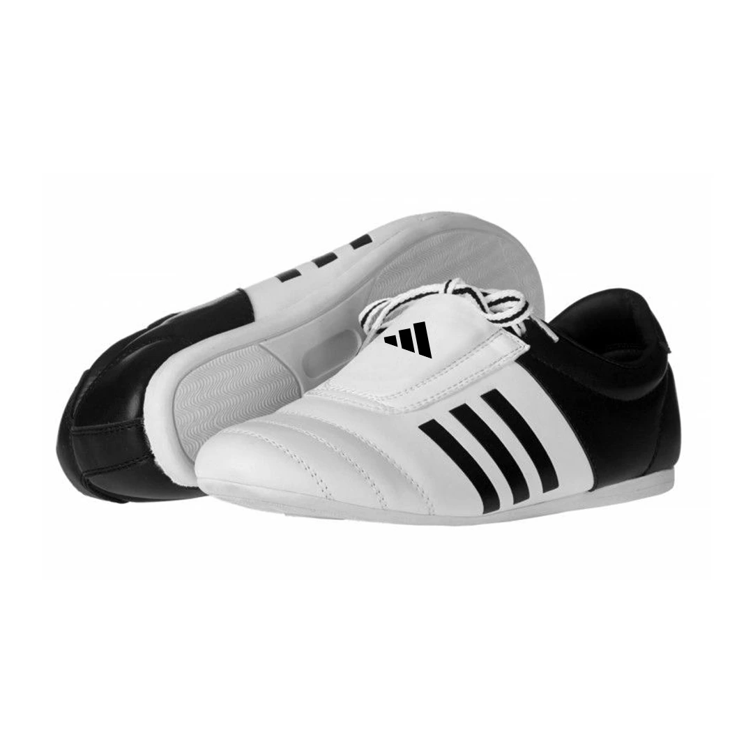Zapatillas Adidas Adi-Kick 2 Taekwondo y Artes Marciales Blanco/Negro Piel Sintetica 260g Suela de Goma con Pivote