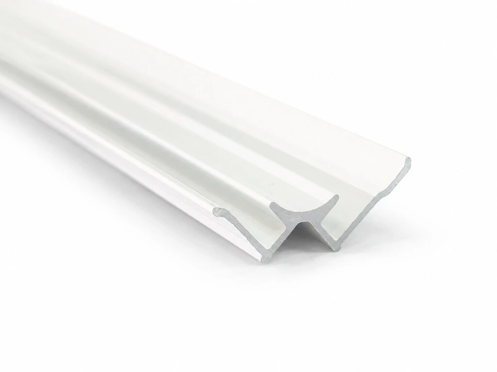Perfil Para Placas de PVC Angulo Interior Blanco Mate 3mm x 2.5mts